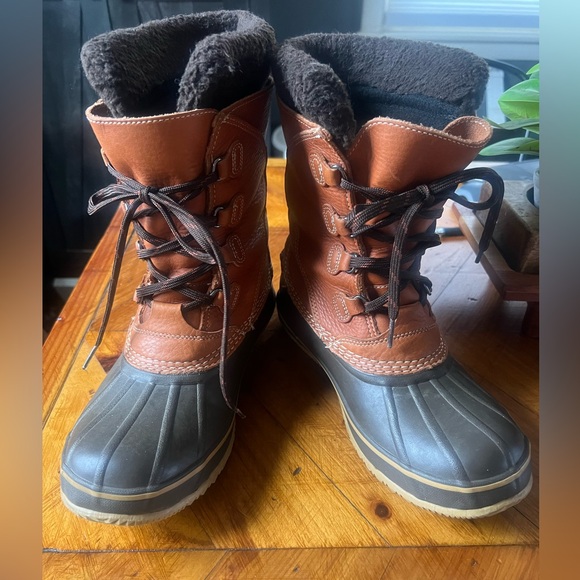 LL Bean Women’s Duck Snow Boots Tumbled Leather Removable Thinsulate Liner Sz. 9 - Picture 4 of 16